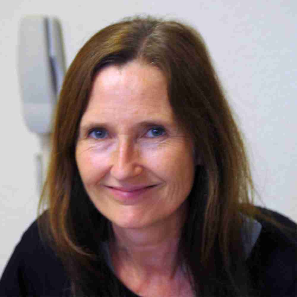 Lynn Cornish, Receptionist