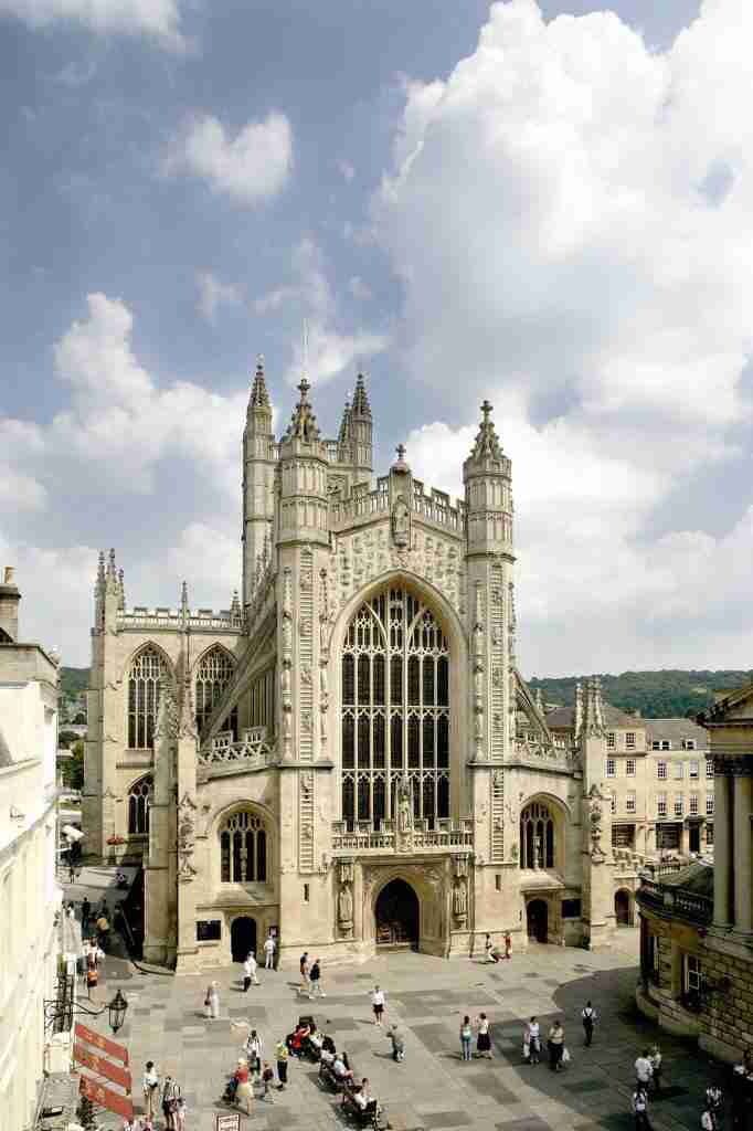The exterior of Bath Abbey