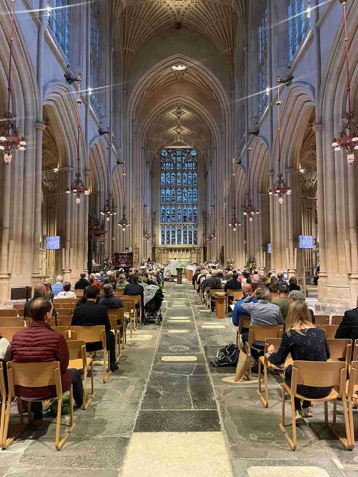 Bath Abbey nave with moveable seating