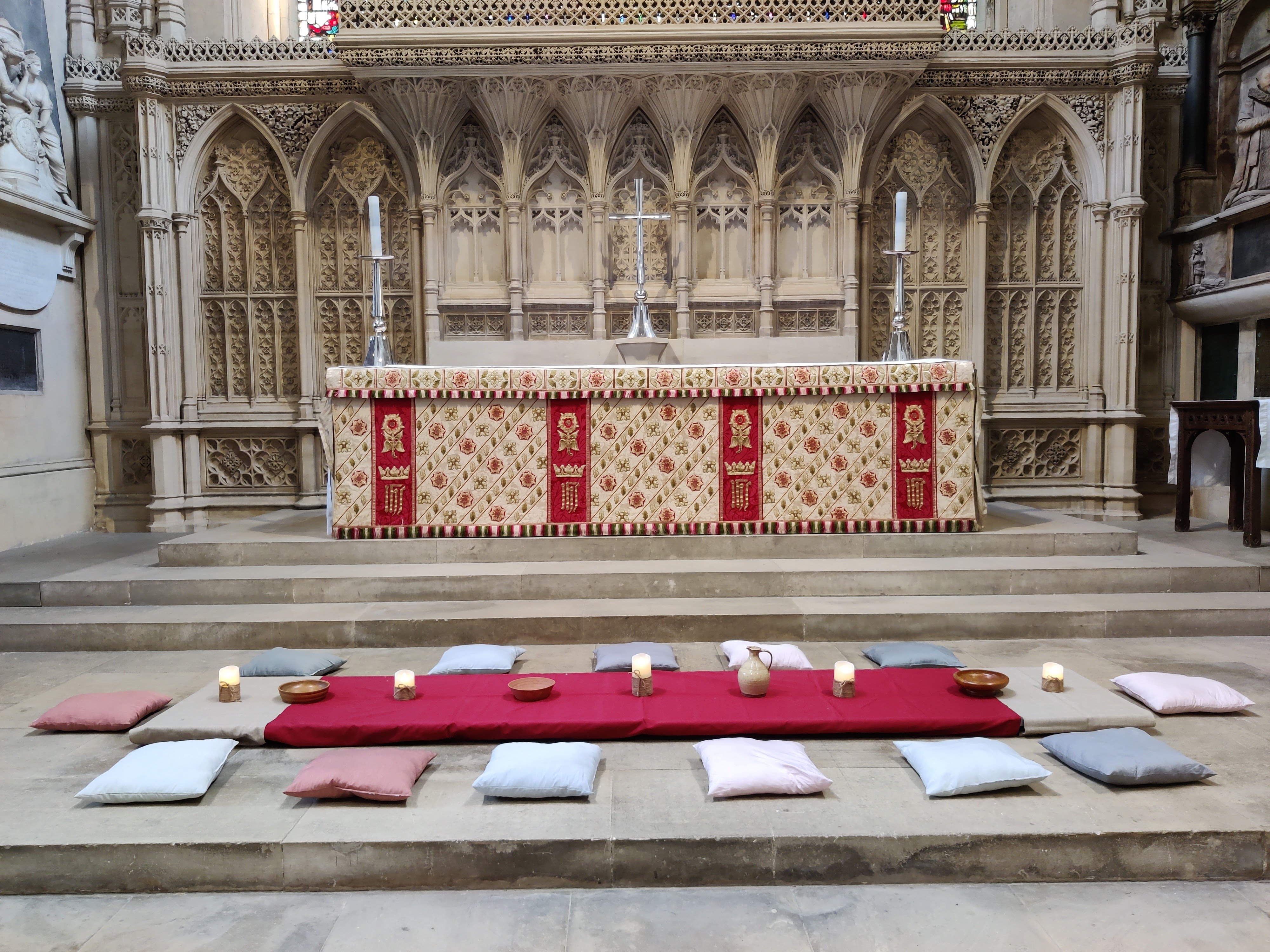 Last Supper installation at Bath Abbey